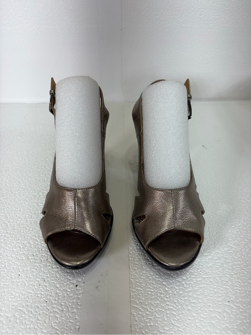 Sofft Metallic Bronze Peep-Toe Slingback Heels s310
